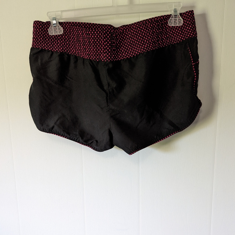 Women's Xhilaration Shorts Size XL Black and Pink